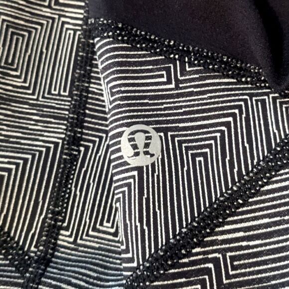 Lululemon X Soulcycle Pace Rival Crop Leggings Size 2 - Picture 9 of 9